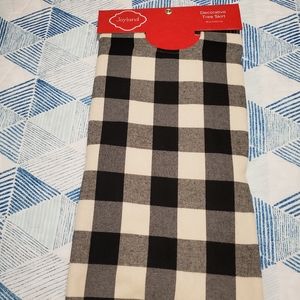 Christmas tree skirt